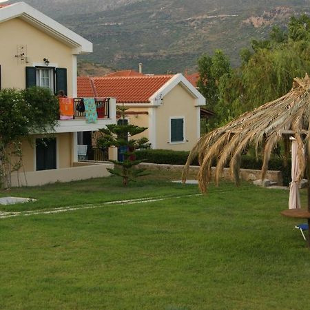 Captain'S Villas Кателиос Екстериор снимка