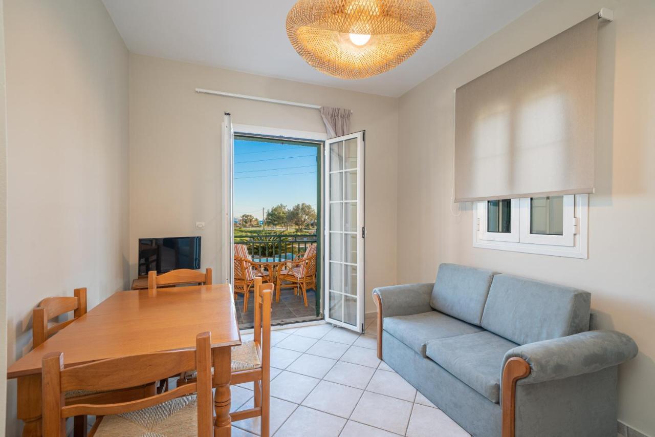 Captain'S Villas Кателиос Екстериор снимка