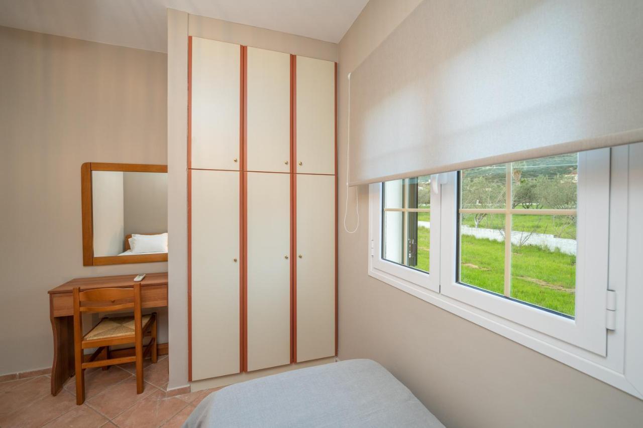 Captain'S Villas Кателиос Екстериор снимка