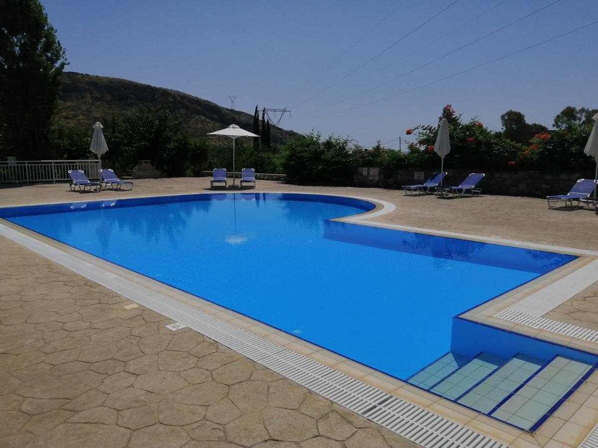 Captain'S Villas Кателиос Екстериор снимка